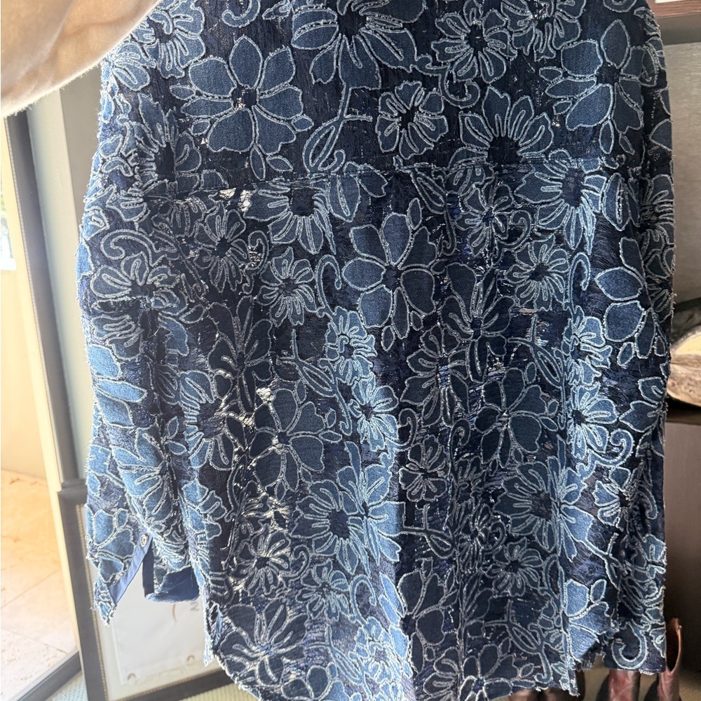Pilcro Navy Floral Lace Blouse - Picture 5 of 6